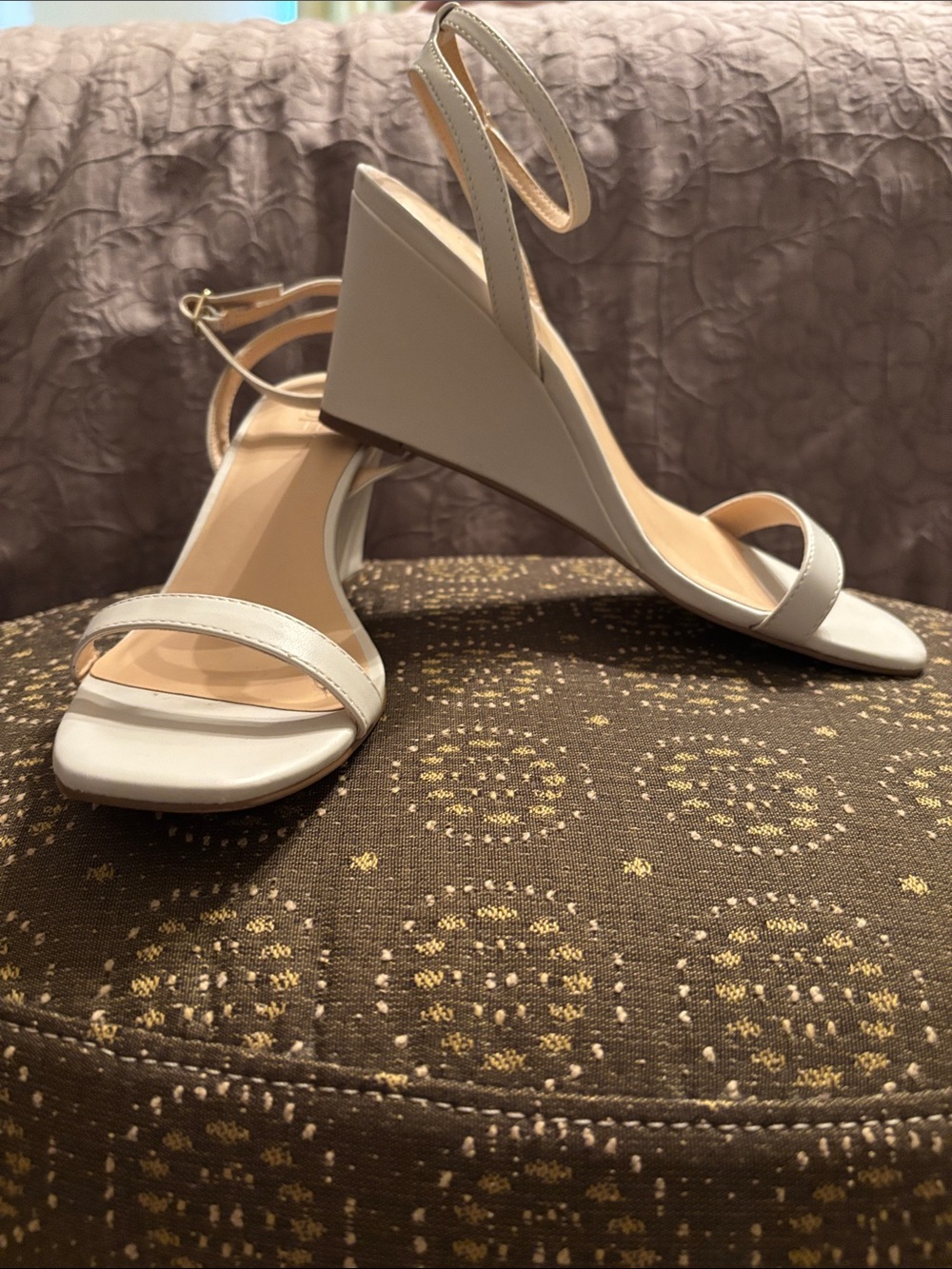 Loft Women's warm white wedge sandals with Ankle Strap